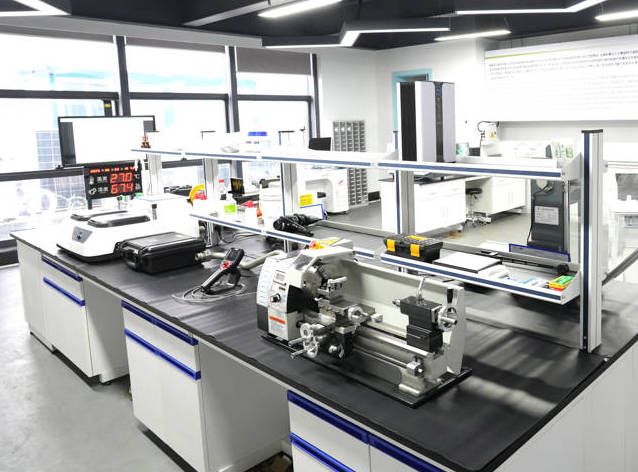 Garantir la qualitat des de l'origen dels materials: reforçar la competència bàsica dels equips de fabricació de maons